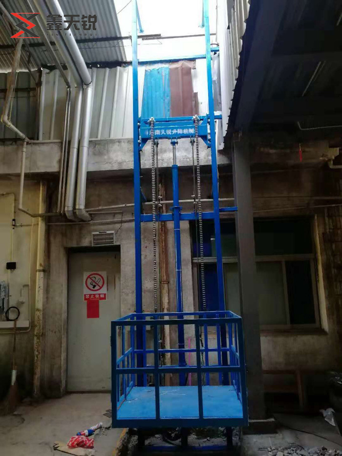 株洲导轨式升降货梯
